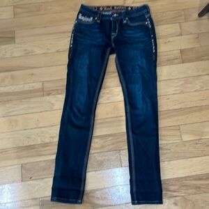 Beautiful rock rivals like new